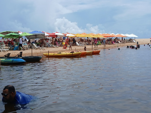 Imbassai Beach-普拉亚多海滩必去景点
