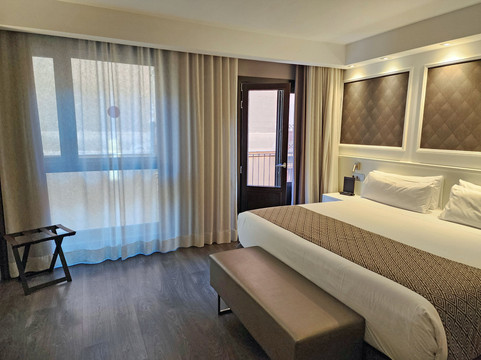 加泰罗尼亚马格达林纳斯酒店主图