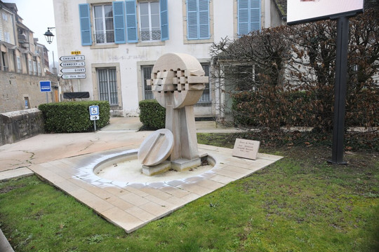 Place du Carcabot-Buxy必去景点