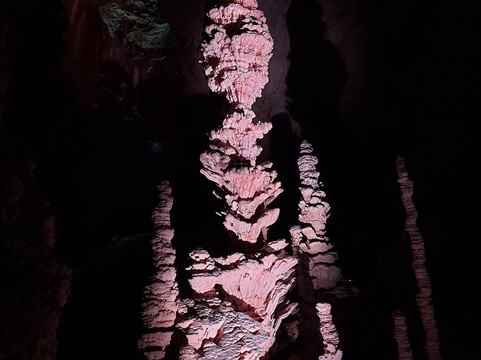 Aven d'Orgnac Grand Site de France-Orgnac-l'Aven必去景点