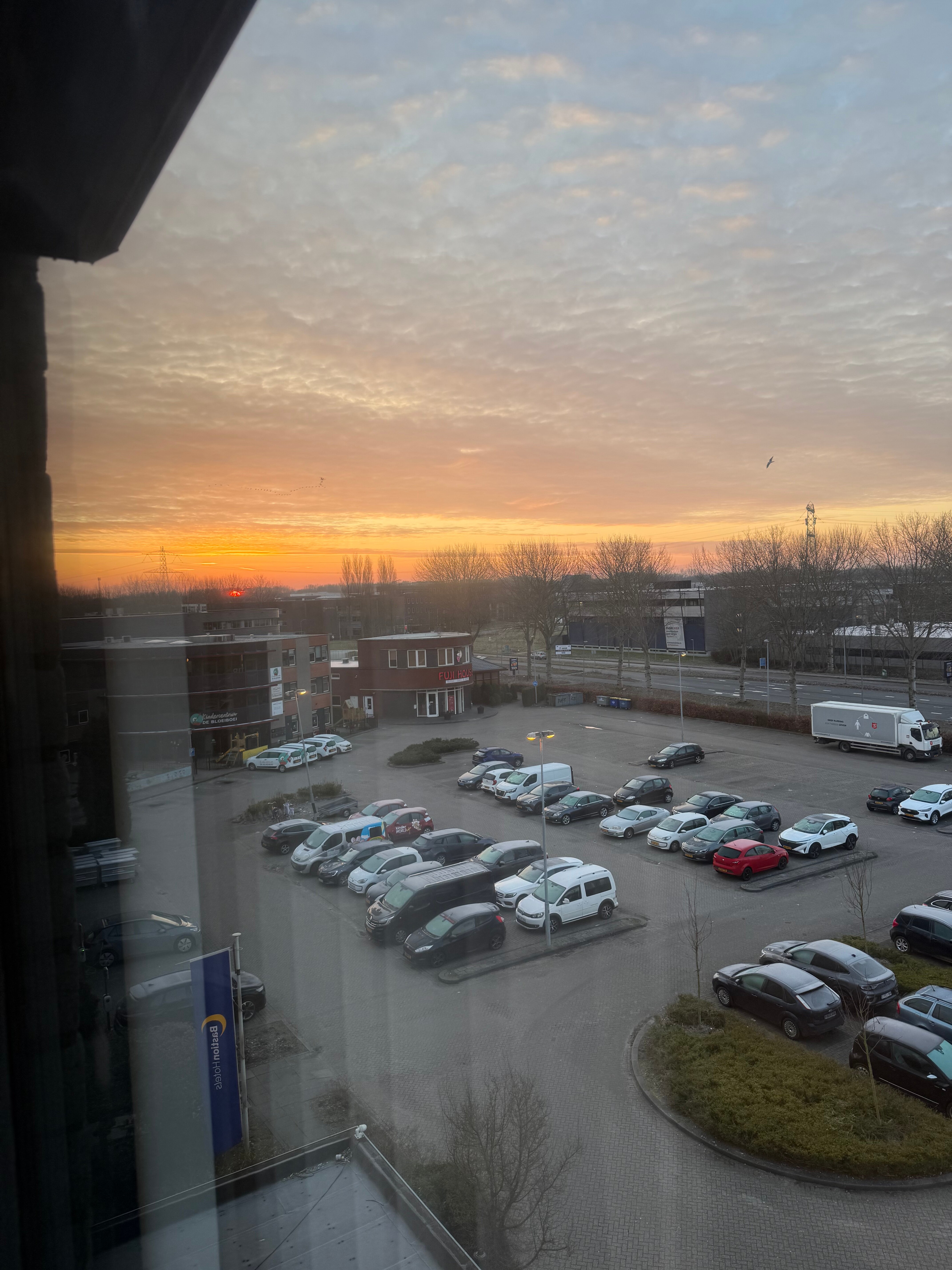 阿尔莫勒巴斯迅酒店-官方