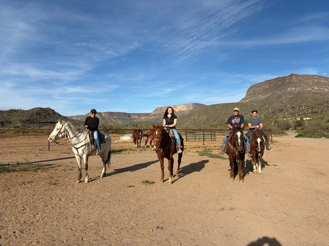 Western Destinations Canyon Creek Ranch - Tours-凤凰城必去景点