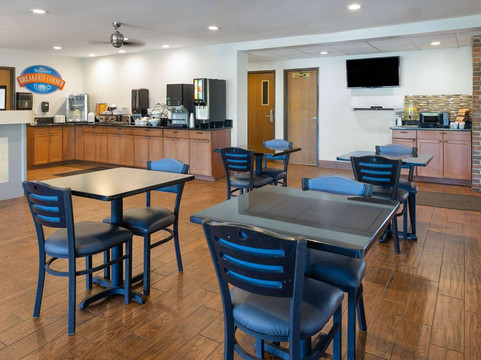 拉格兰奇呗盟套房酒店