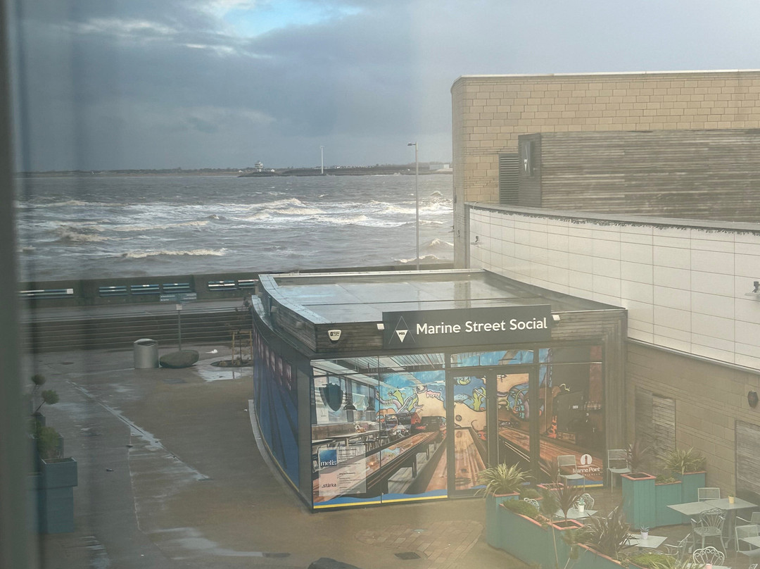 沃勒西新布赖顿旅客之家酒店主图