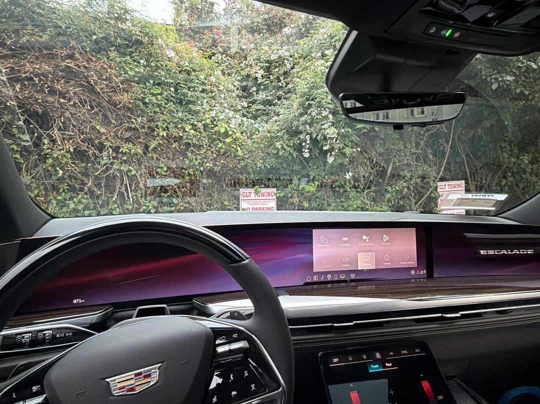 Lux4rides Limousine service and black car services-California City必去景点