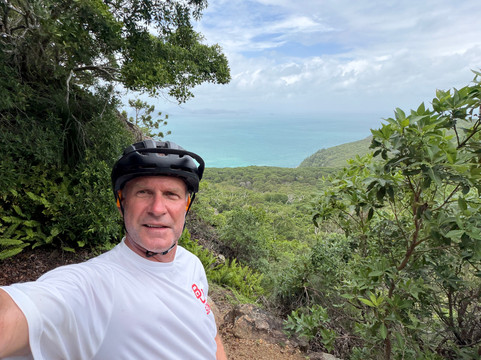 HI Trails HQ-汉密尔顿岛必去景点