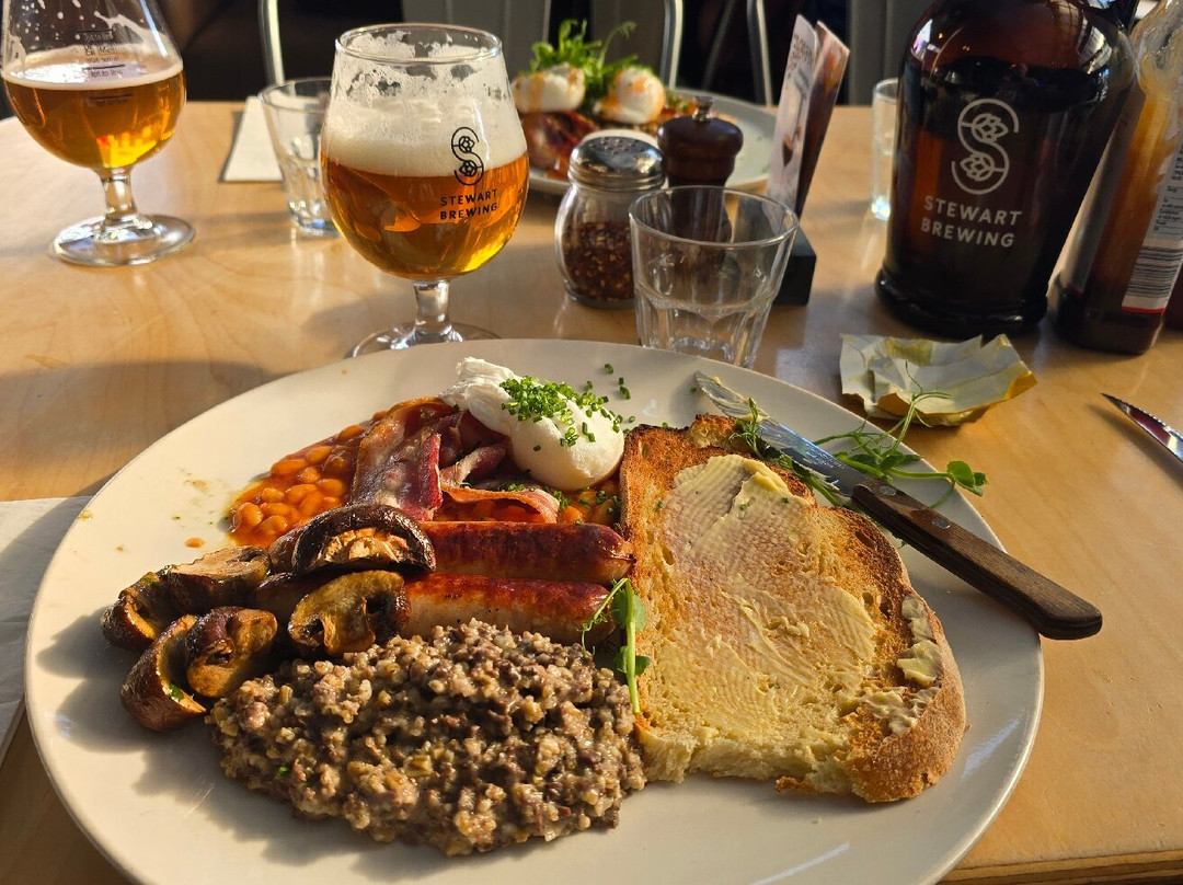 Stewart Brewing Beer and Pizza Kitchen