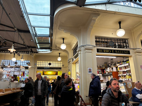 Mercato Albinelli-摩德纳必去景点