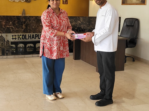 费恩，科拉普尔主图