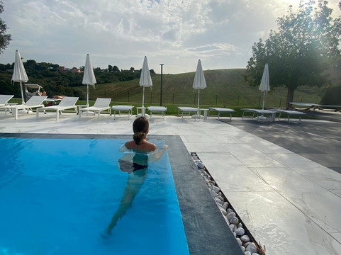 Pietra Bianca Hotel主图