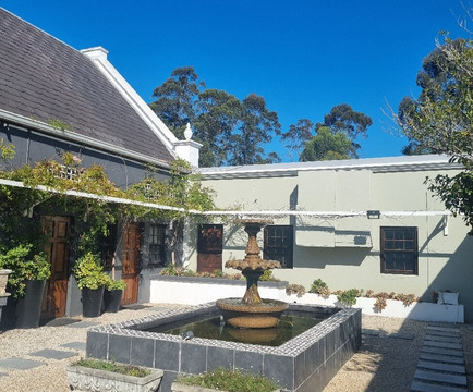 莱尔德乡村庄园酒店主图