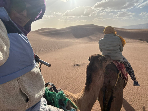 艾绿洲旅馆主图