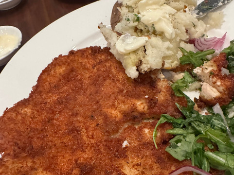 The Bedford by Martha Stewart主图