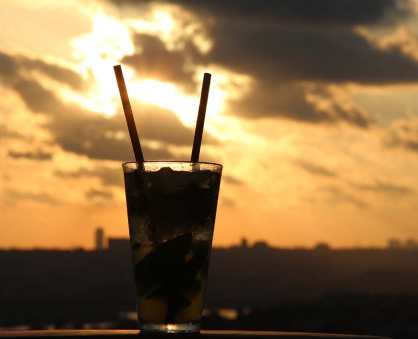 Sunline View Coctails Bar & Rooftop