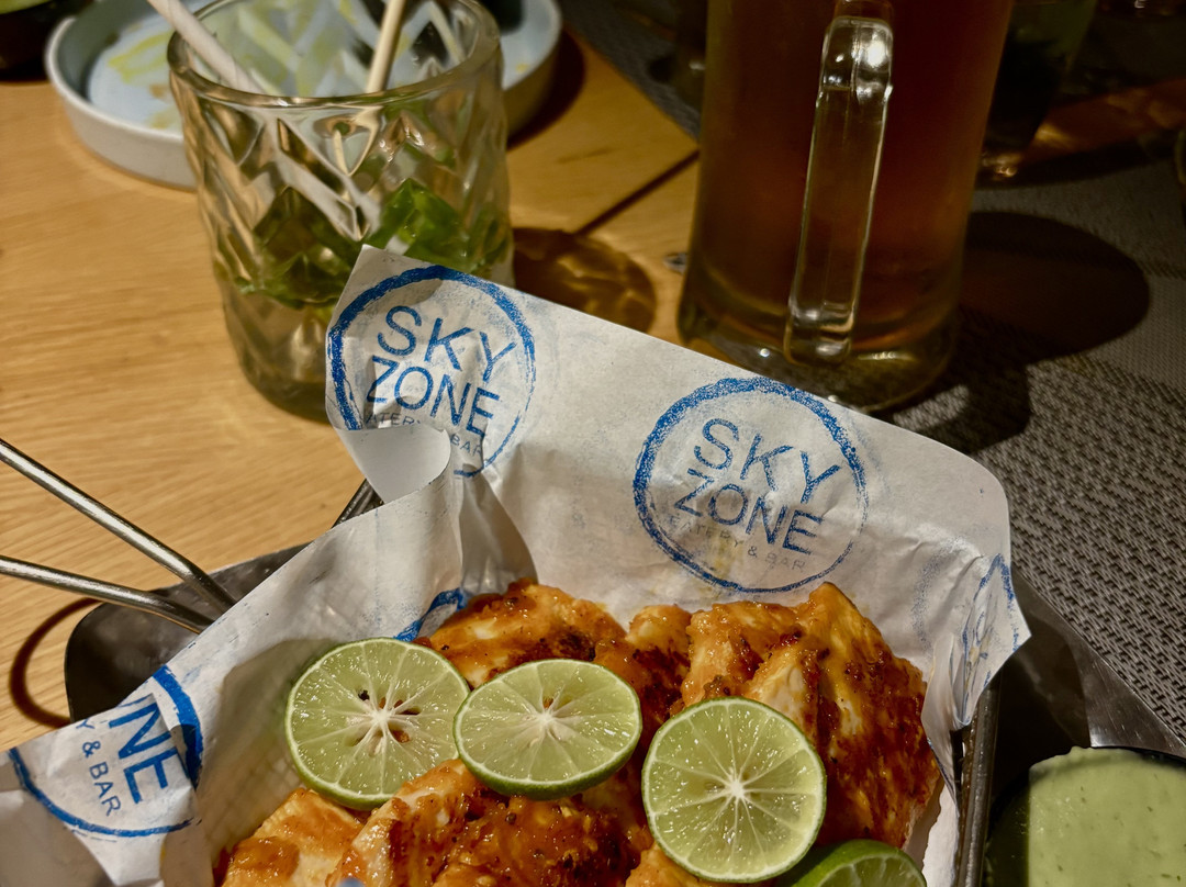 高拉普尔雷森帝Regenta Place旅馆主图