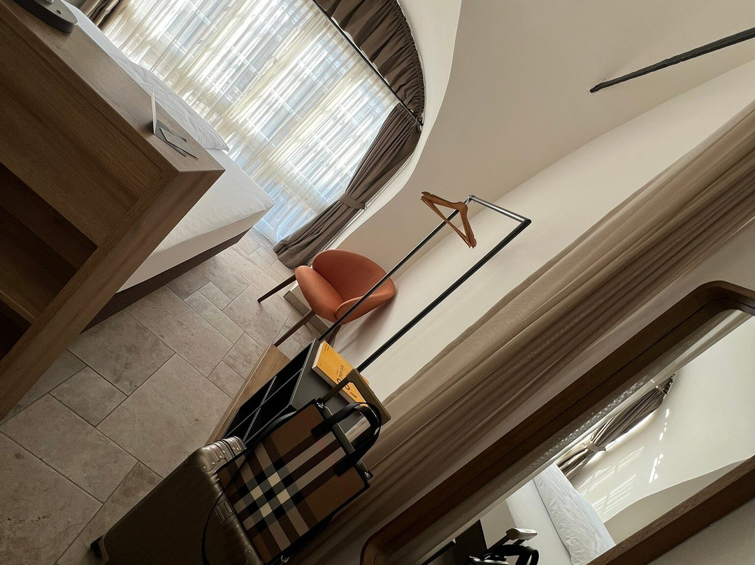 施拉宁城堡酒店主图