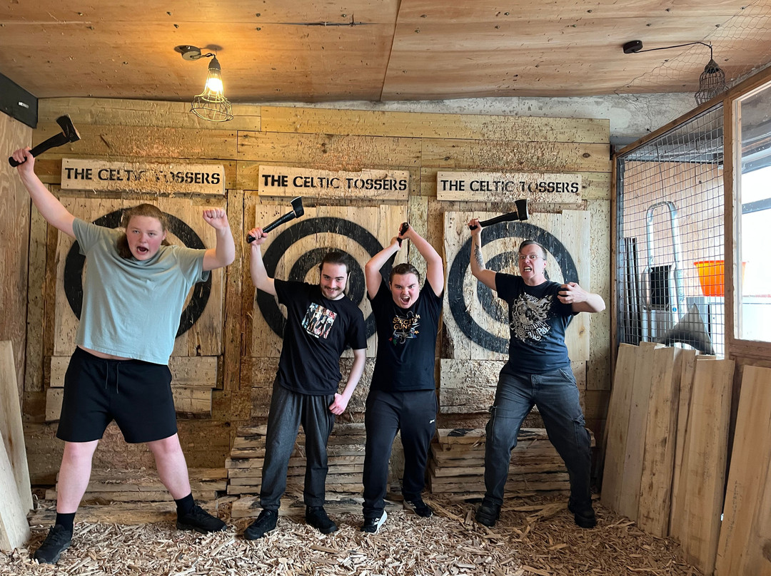 The Celtic Tossers - Axe Throwing-特鲁罗必去景点