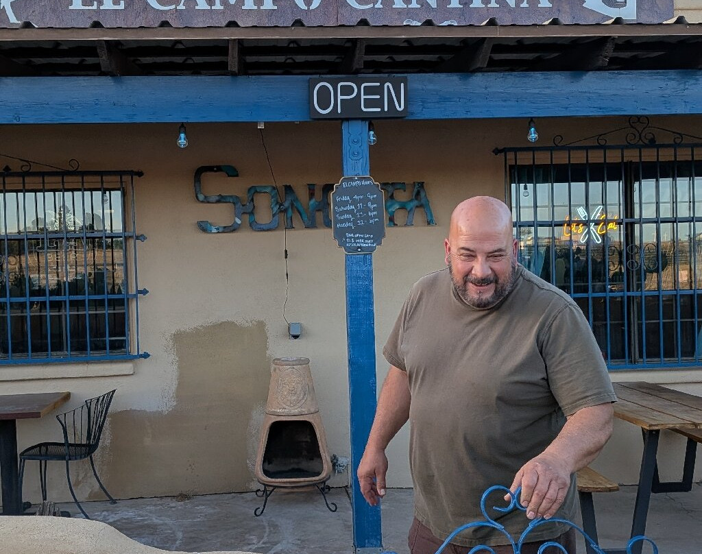 El Campo Cantina