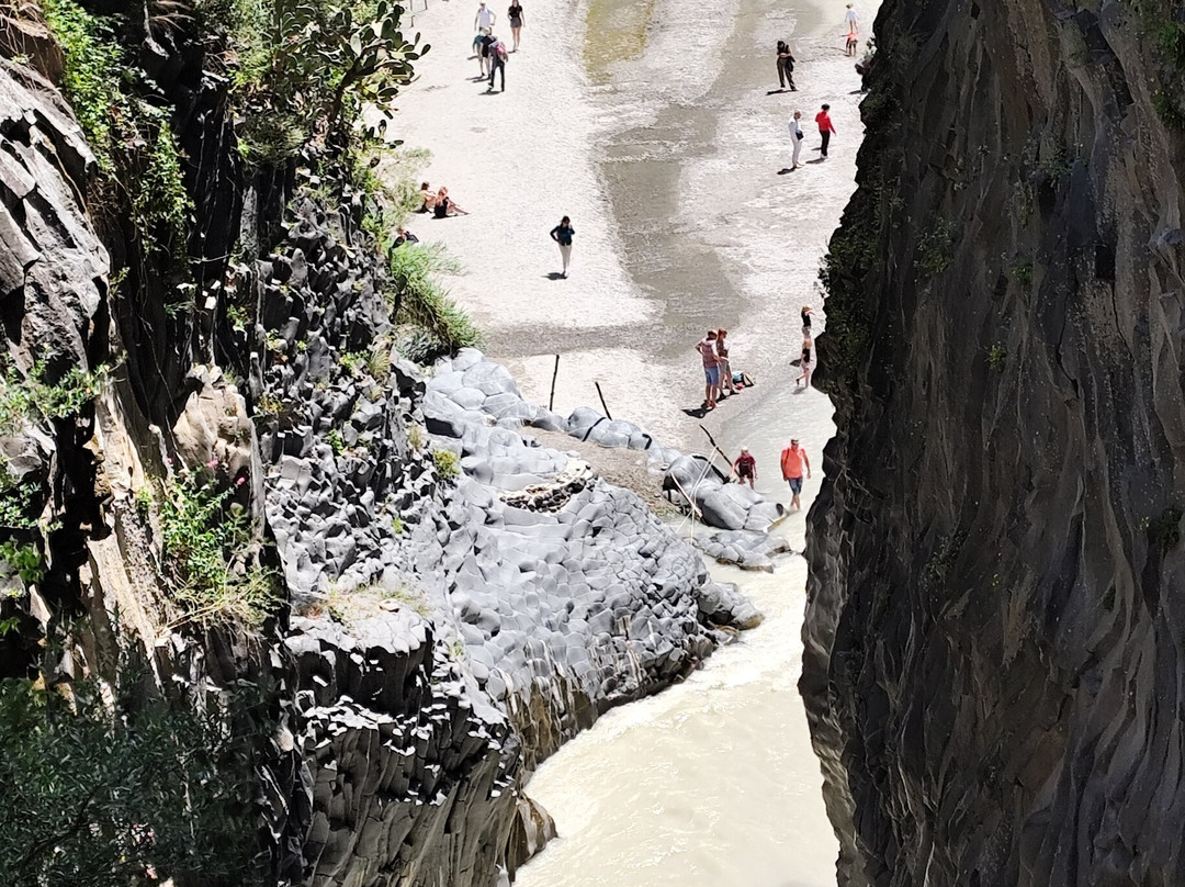 Gola Dell'Alcantara-Motta Camastra必去景点