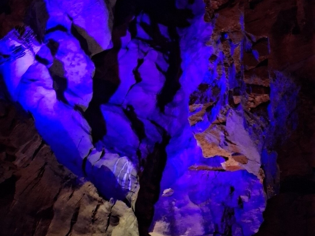 Grottes de Baume-les-Messieurs-Baume-les-Messieurs必去景点