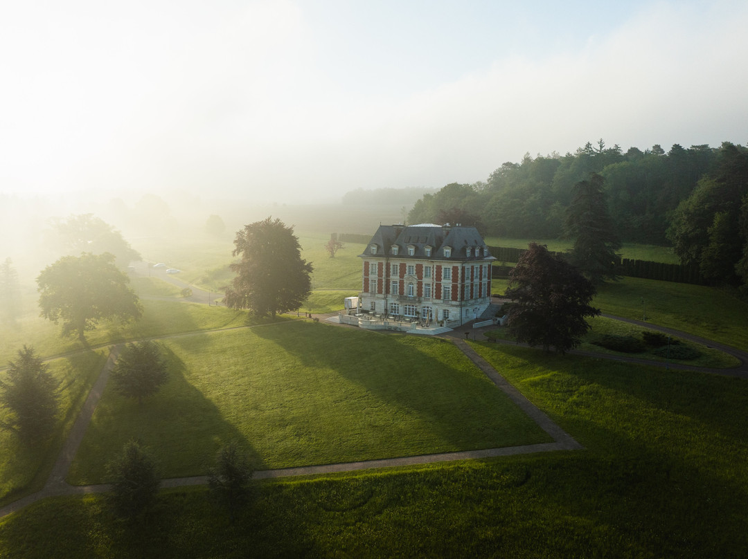 Domaine de Mont-Renaud主图