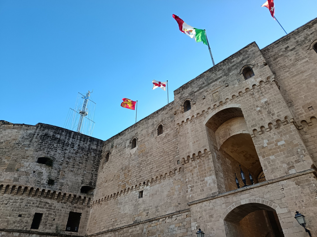 Castello Aragonese-塔兰托必去景点