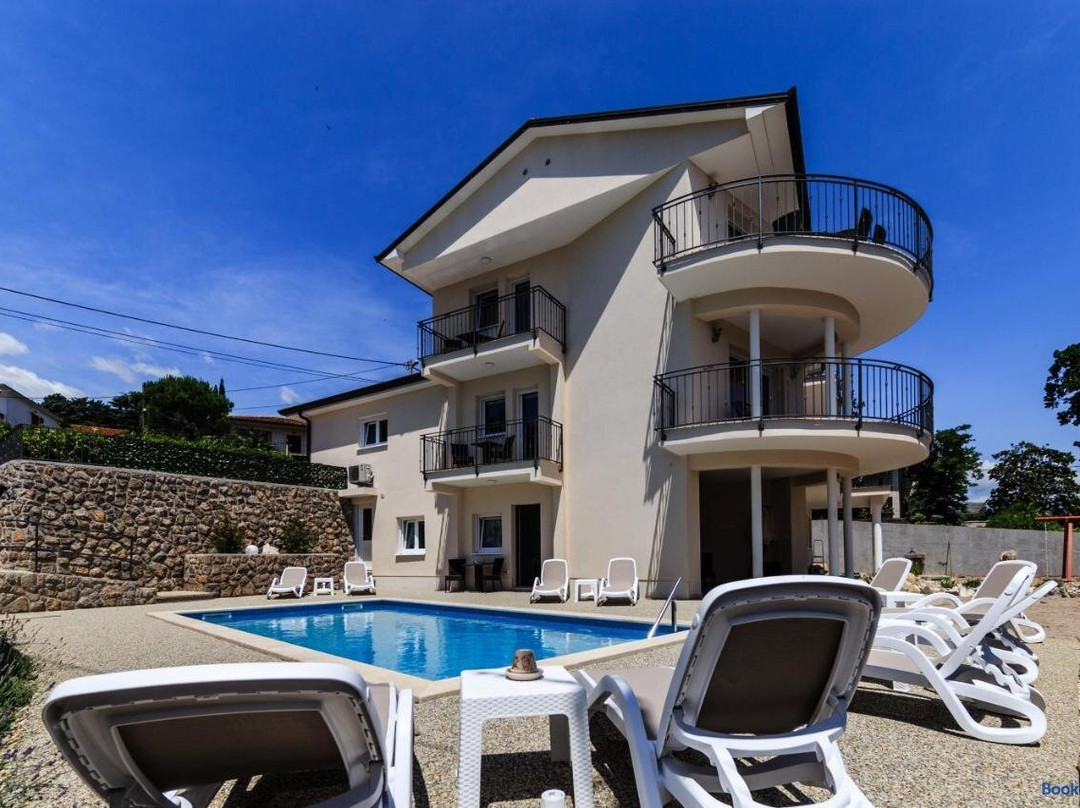 Villa Two Angels with Swimming Pool, IKA - Opatija
