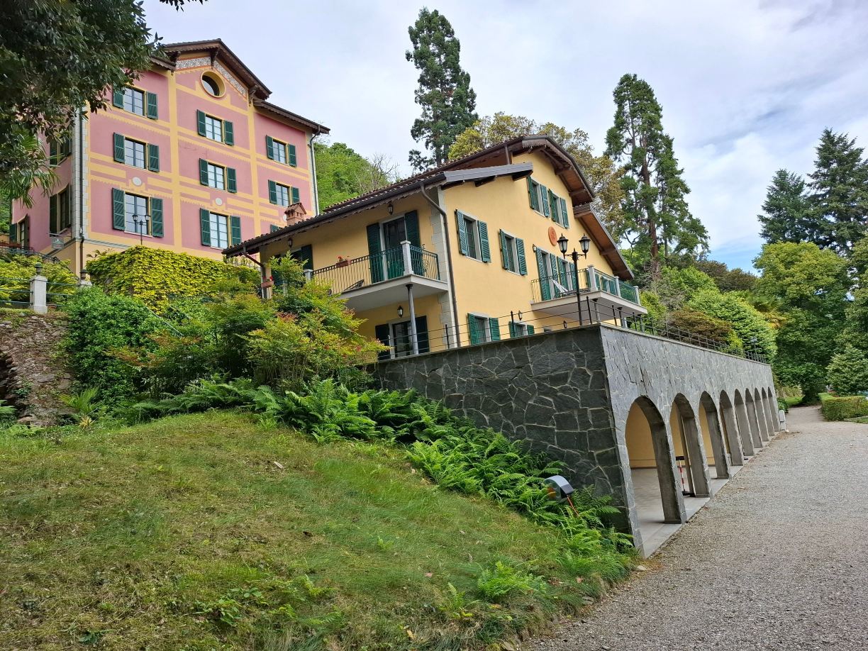 卡萨利塞斯特纳酒店-旅行者
