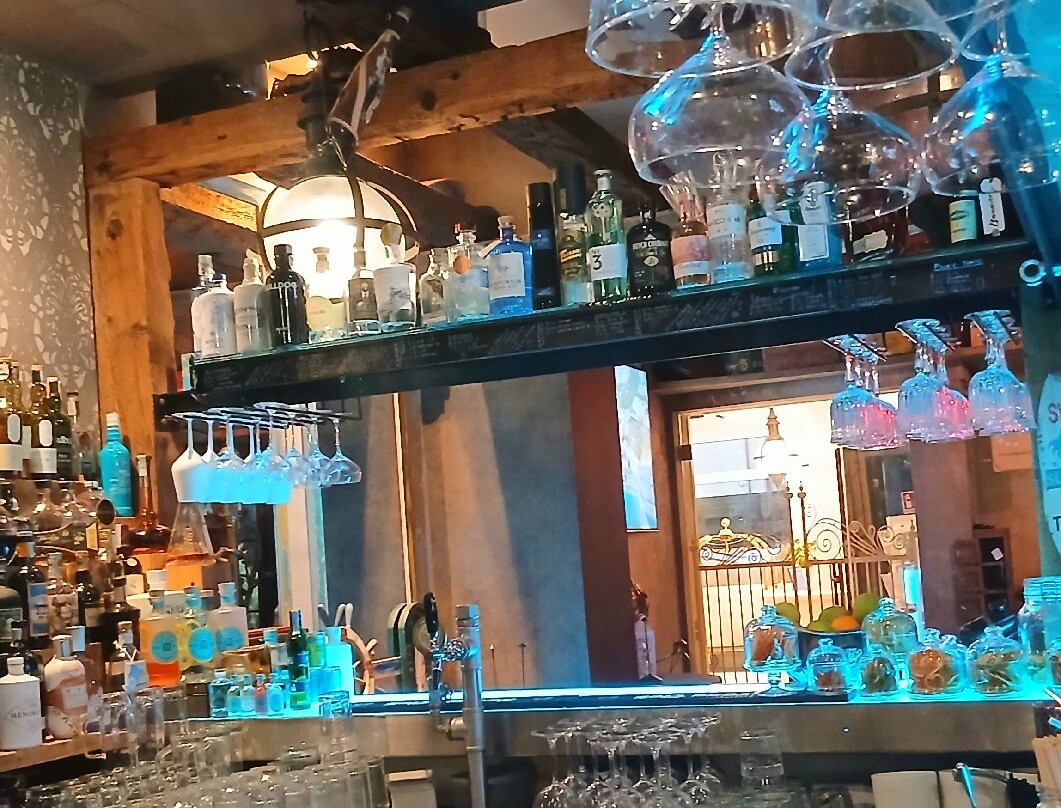 AQA宫酒店主图