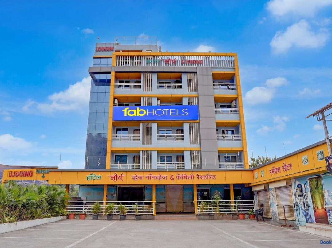 Fabhotel Raj