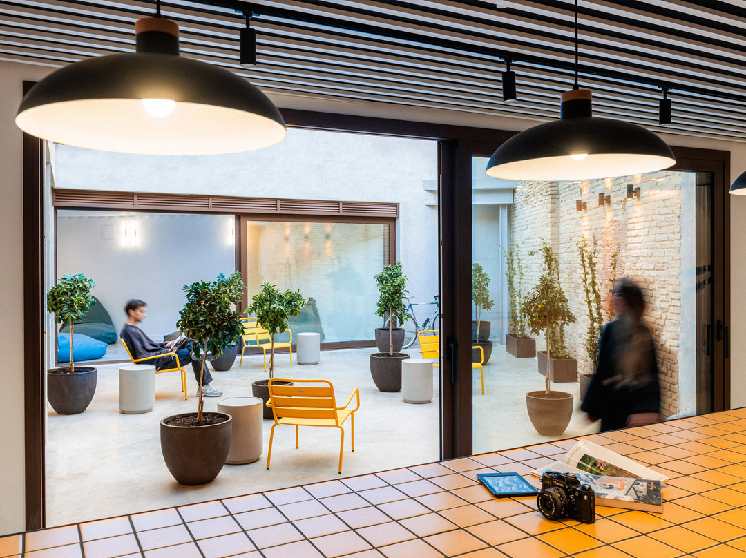 Colo Colo. The Smart Hostel Valencia