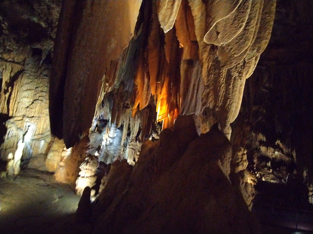 Luray Caverns-卢雷必去景点