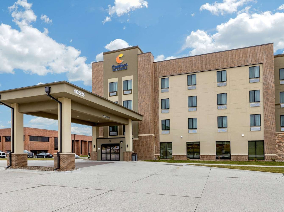 Waukee酒店住宿-Comfort Inn & Suites West Des Moines
