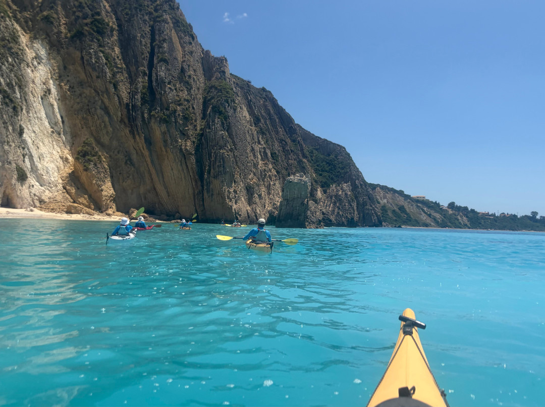 Sea Kayaking Kefalonia - Greece-阿尔戈斯托利翁必去景点