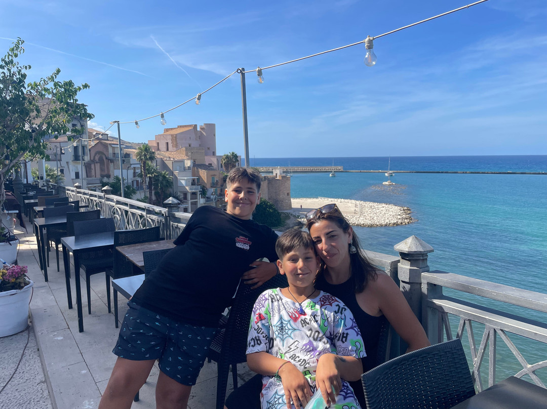 La playa di Castellammare del Golfo-戈尔福海堡必去景点