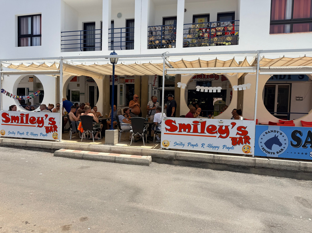 Smiley's Bar