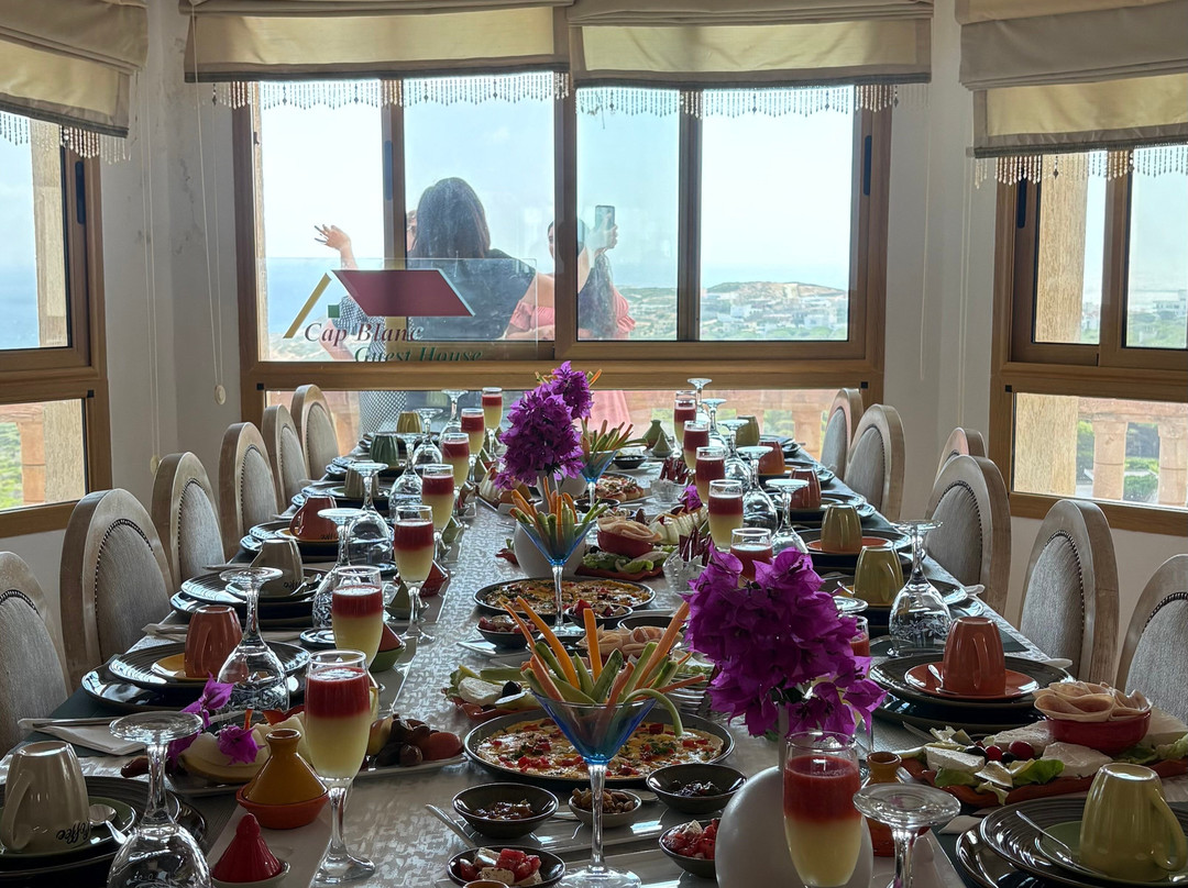 Cap Blanc Guest House "Arts & Culture Events"主图