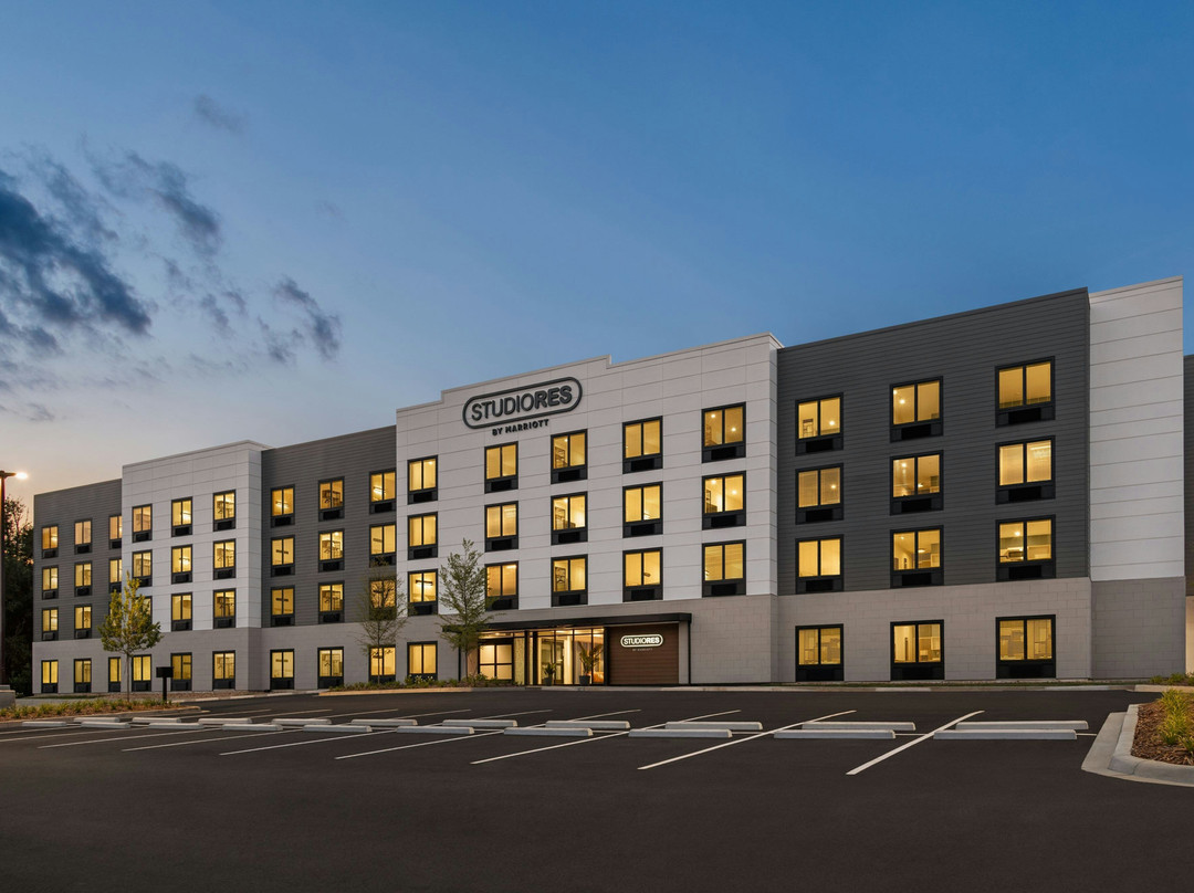 StudioRes by Marriott LaGrange