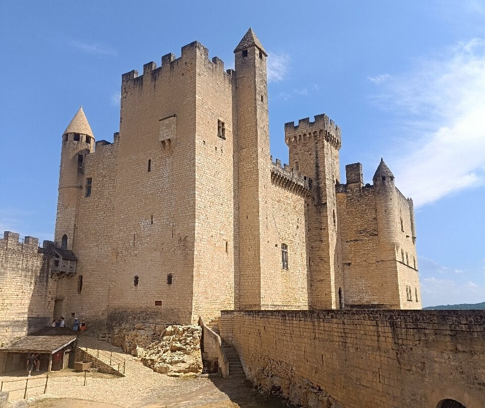 Château de Beynac-贝纳克和卡泽纳克必去景点