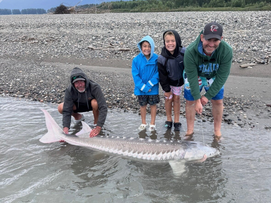 Sturgeon Hunter-奇利瓦克必去景点