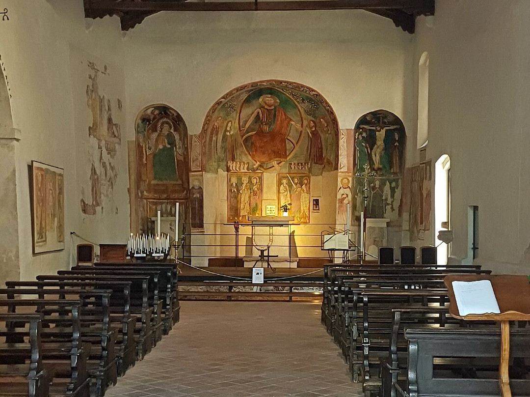 Chiesa di San Pietro in Mavino-锡尔苗内必去景点