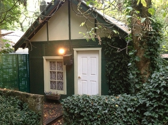 莲花小屋