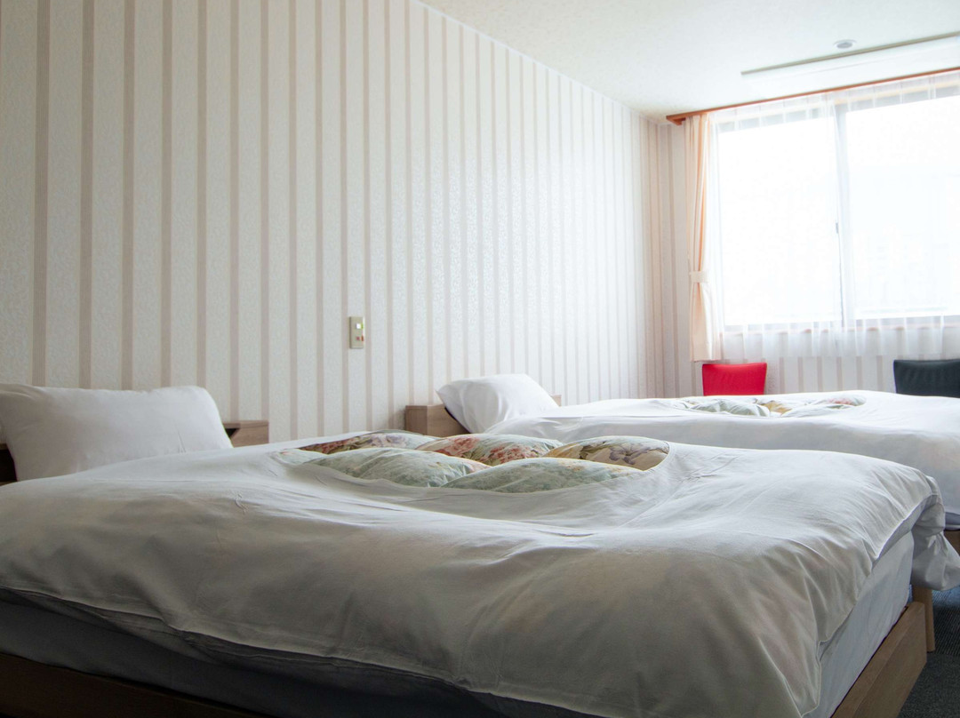 Hibari Onsen Hotel