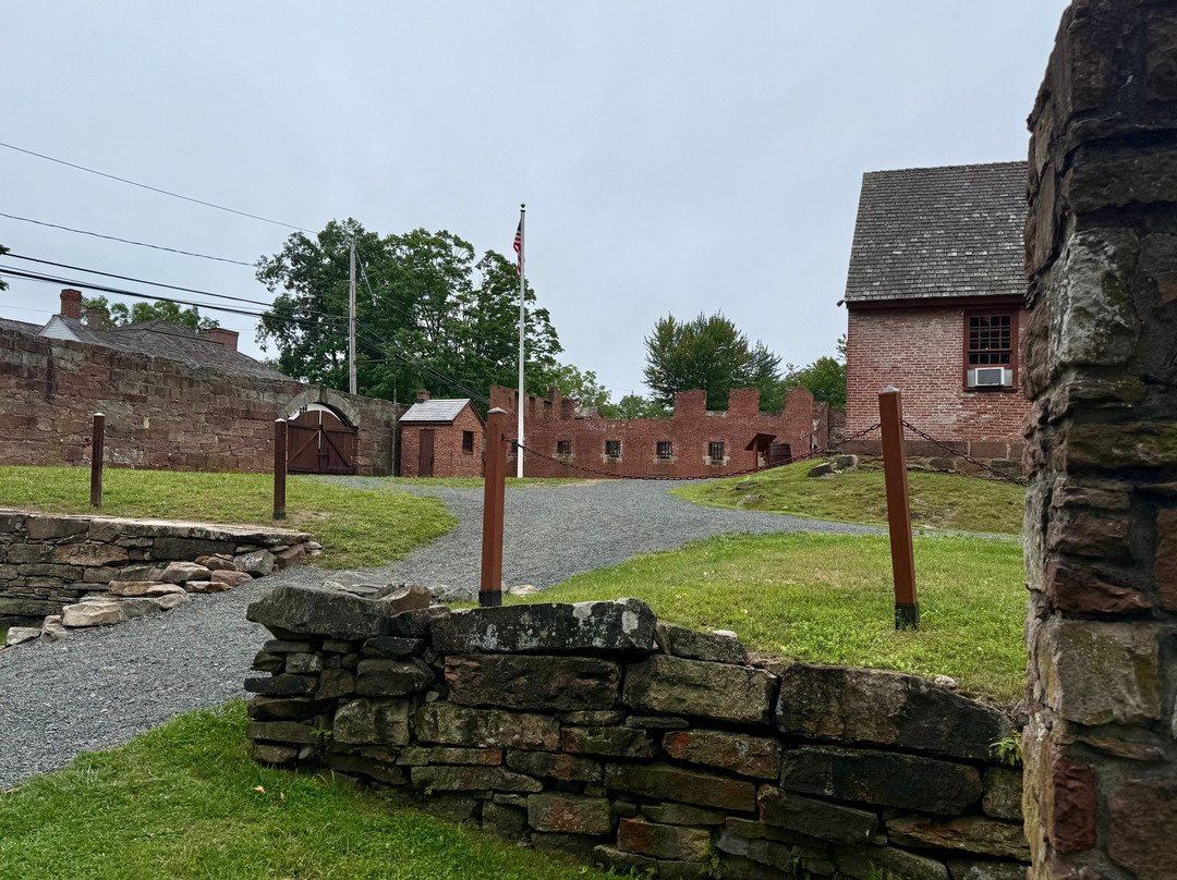 Old New Gate Prison & Copper Mine-East Granby必去景点