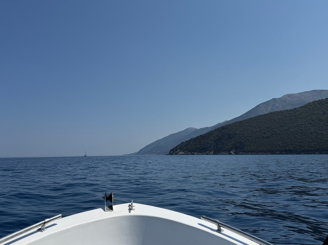 Dolphin Ski Club Water Sports & Boat Hire-Skala必去景点