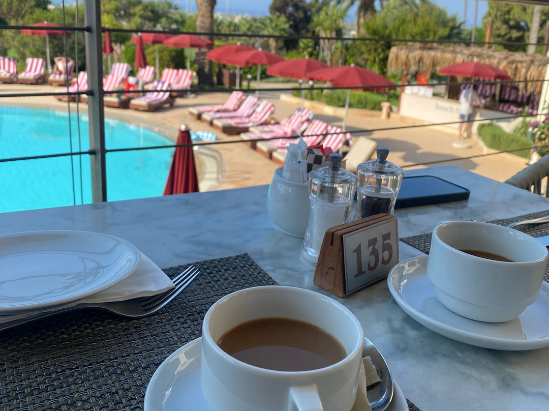 St Raphael Resort主图