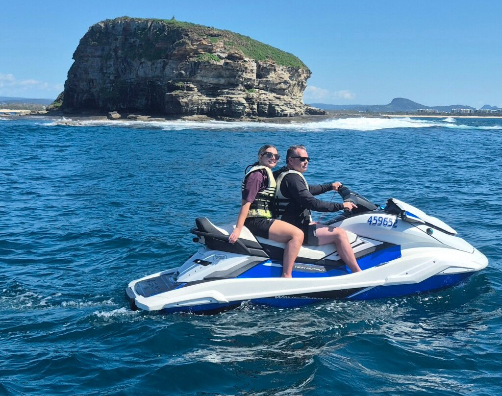 Swan Boat Hire-Maroochydore必去景点