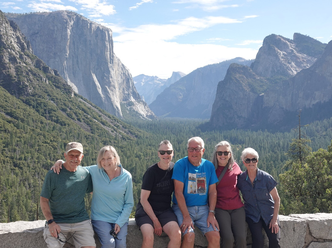 Yosemite Guide Service-格罗夫兰必去景点