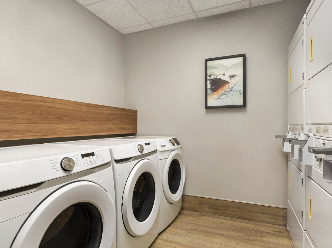 Candlewood Suites 塔斯卡卢萨主图