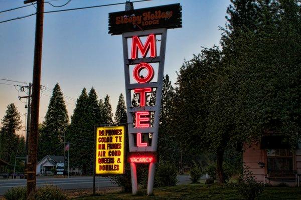 Sleepy Hollow Lodge-客卧